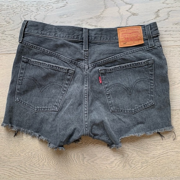 Levi’s 501 Denim Shorts - Picture 5 of 7
